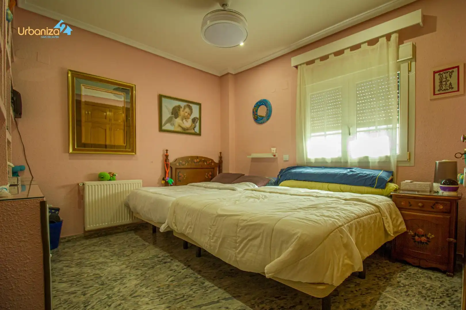 Dormitori de Casa o xalet en venda en Badajoz amb Aire condicionat, Jardí privat i Terrassa