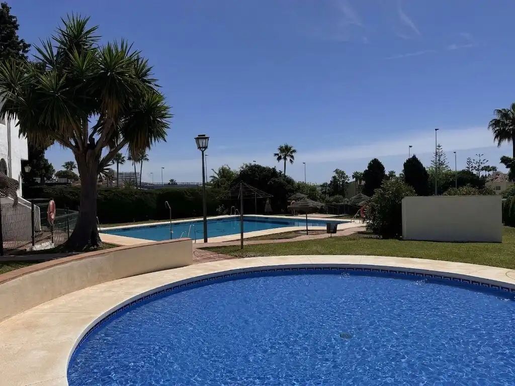 Piscina de Planta baixa en venda en Mijas amb Terrassa, Piscina i Piscina comunitària