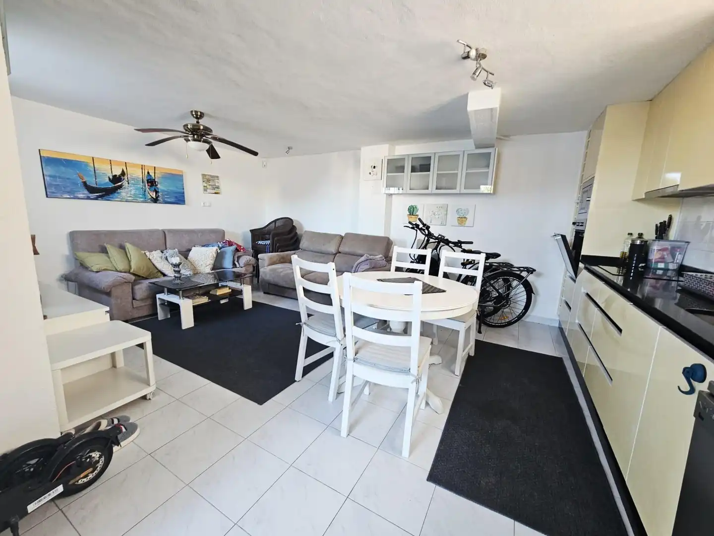 Sala d'estar de Dúplex en venda en Torrevieja