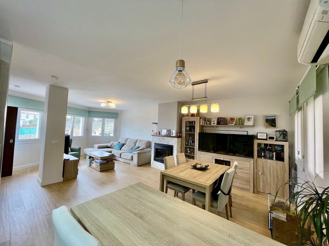 Living room of Single-family semi-detached for sale in Vélez-Málaga  with Air Conditioner, Heating and Private garden