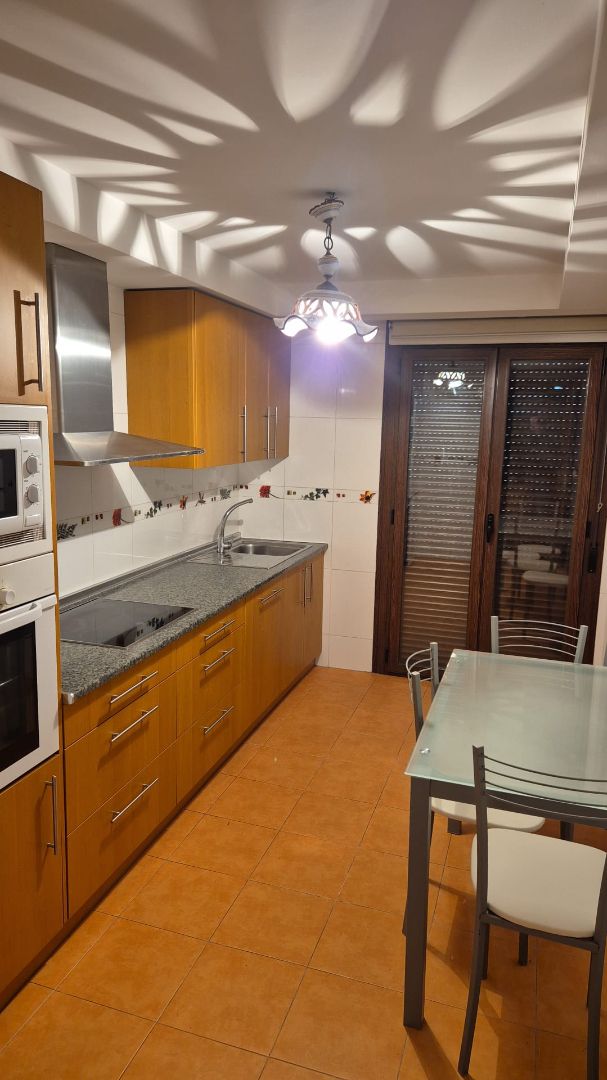 Kitchen of Single-family semi-detached to rent in Talavera de la Reina  with Air Conditioner, Heating and Parquet flooring