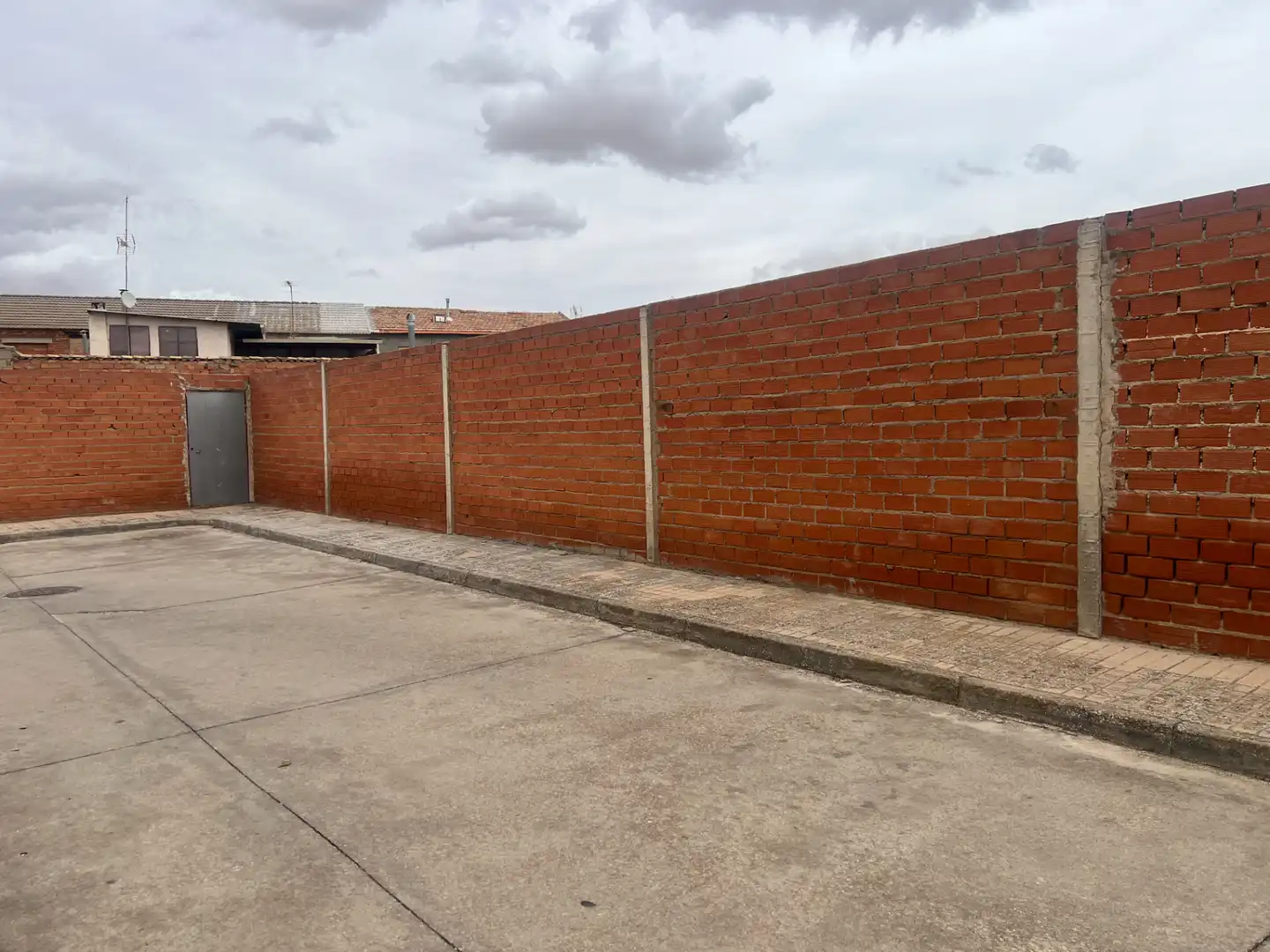Terreno residencial en venta en Calle Virgen 14