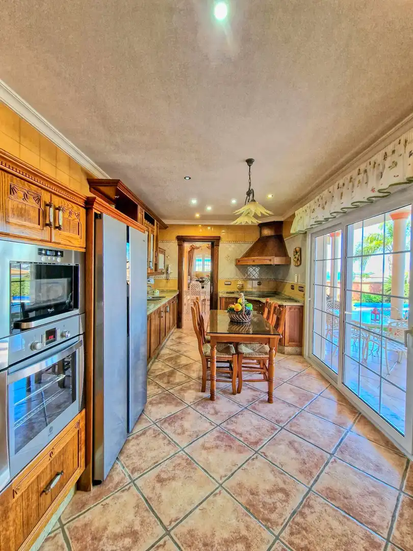 Cocina de Casa o chalet en venta en Alhaurín El Grande con Aire acondicionado, Calefacción y Terraza