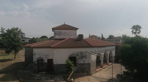 Chalet unifamiliar en venta en Entrenúcleos41704