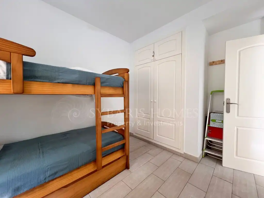 Apartments for sale in Carrer Llac Baikal, 3, L'Almadrava - L'Estanyó