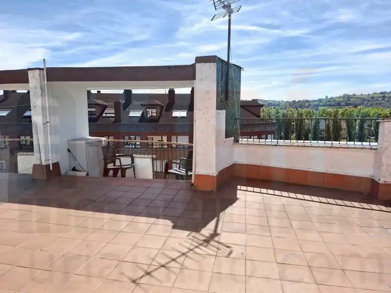 Terrace of Attic for rent in Oviedo   with Heating, Terrace and Furnished