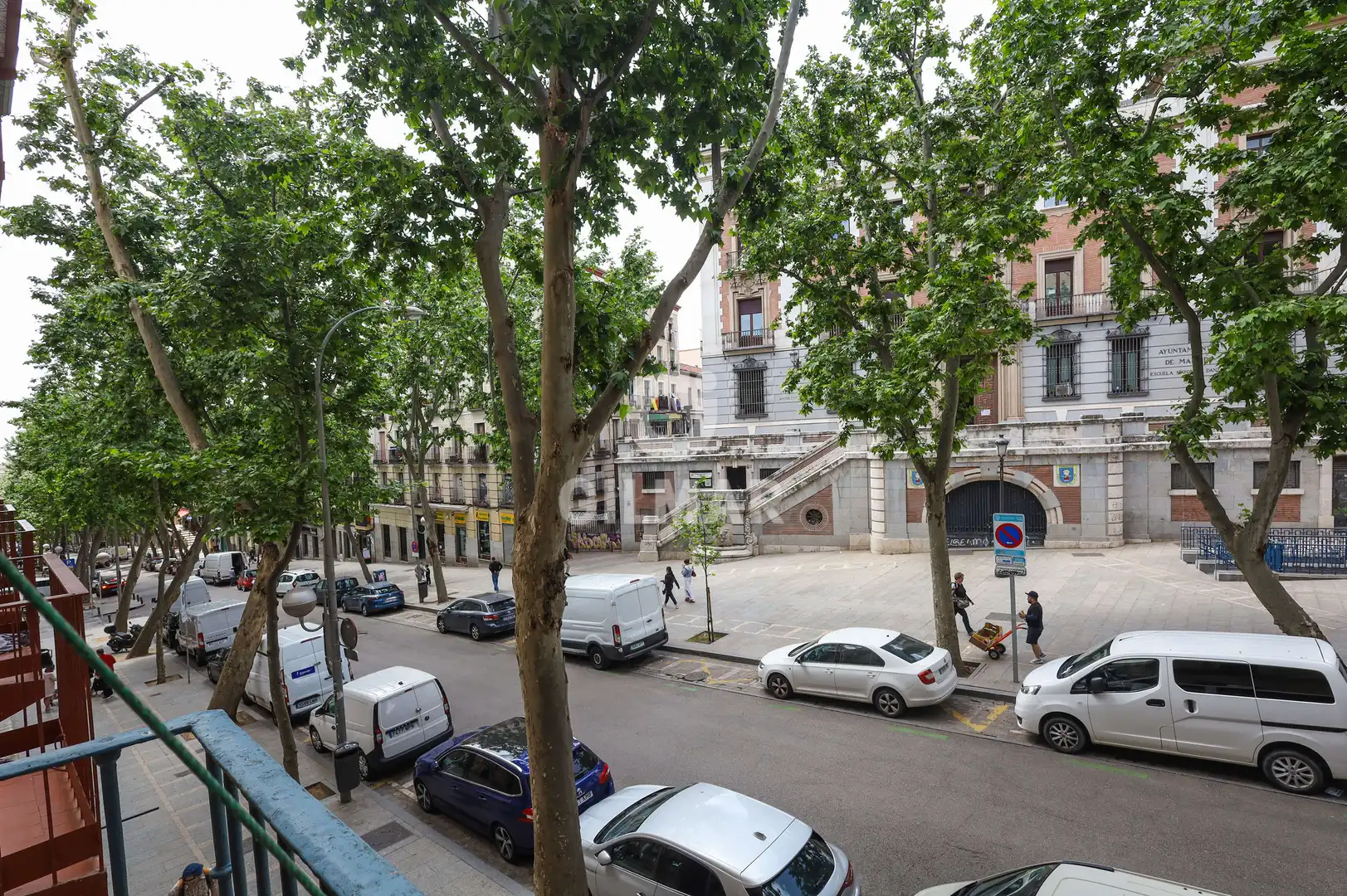 Vista exterior de Pis en venda en Madrid amb Calefacció i Moblat