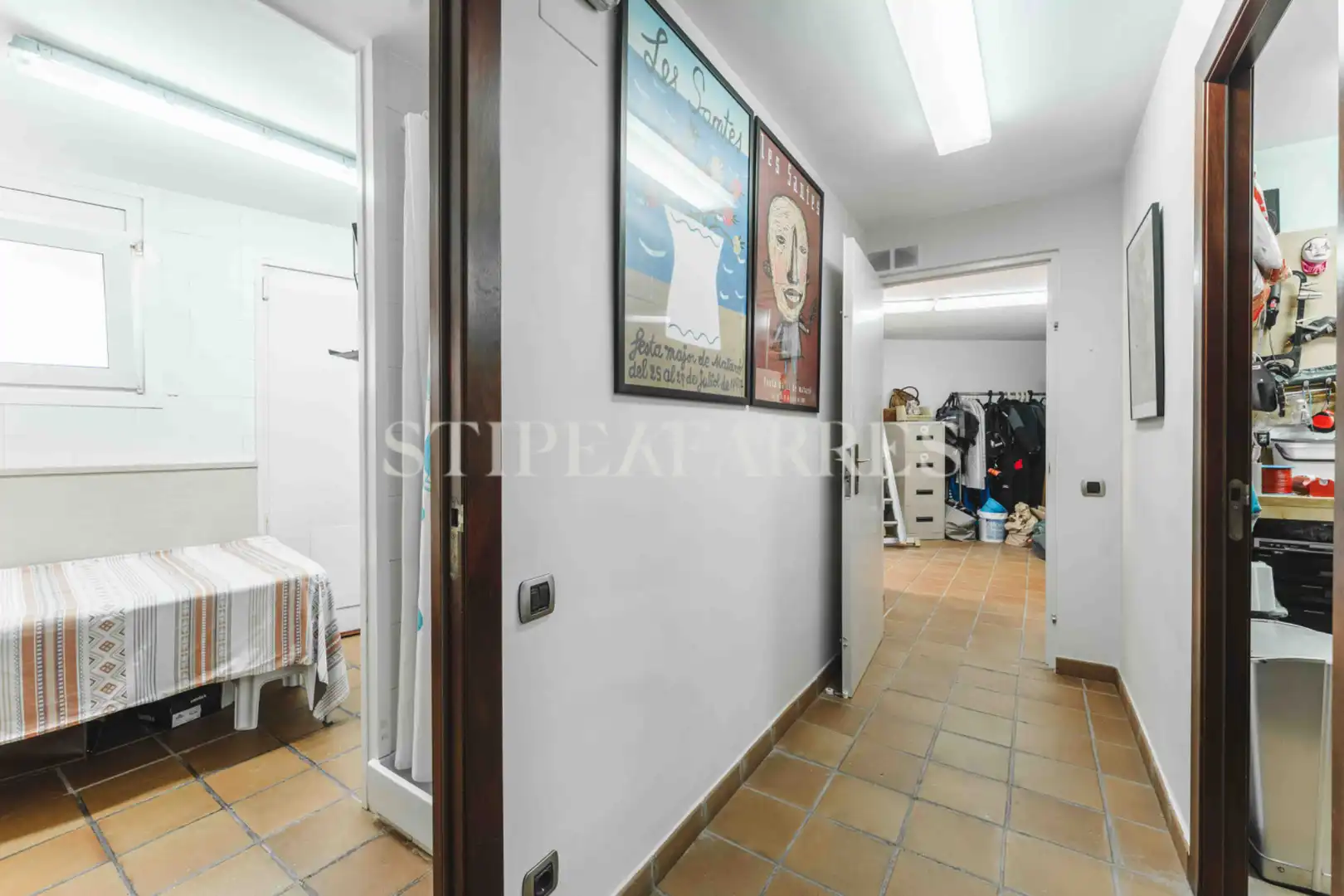 Haus oder Chalet zum Verkauf in Barcelona mit Klimaanlage, Heizung und Privatgarten