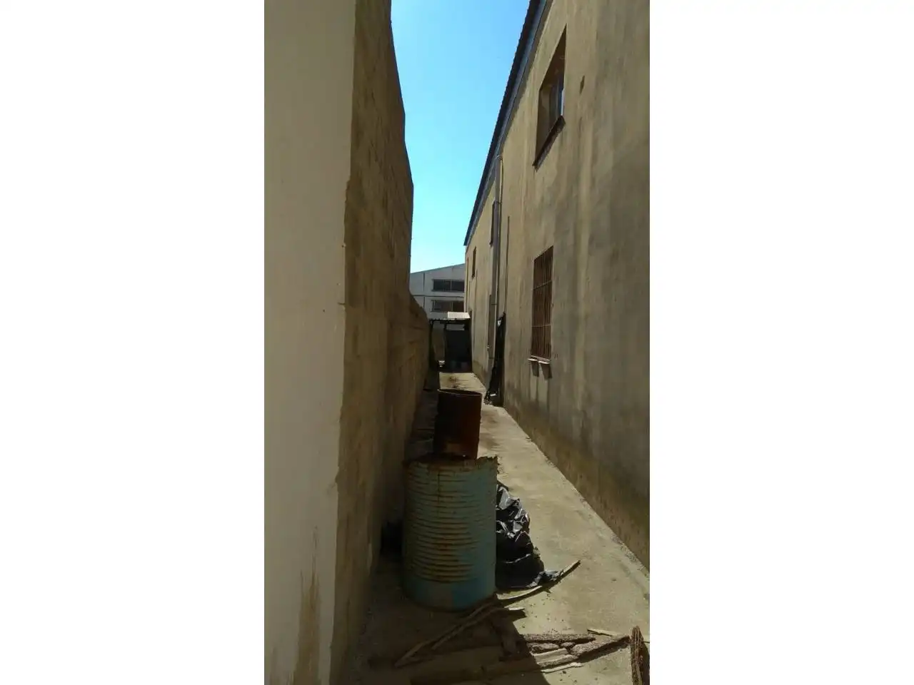 Exterior view of Industrial buildings for sale in Albal