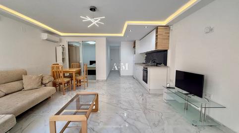 Foto 2 de Casa adosada de lloguer a Los Balcones - Los Altos, Alicante