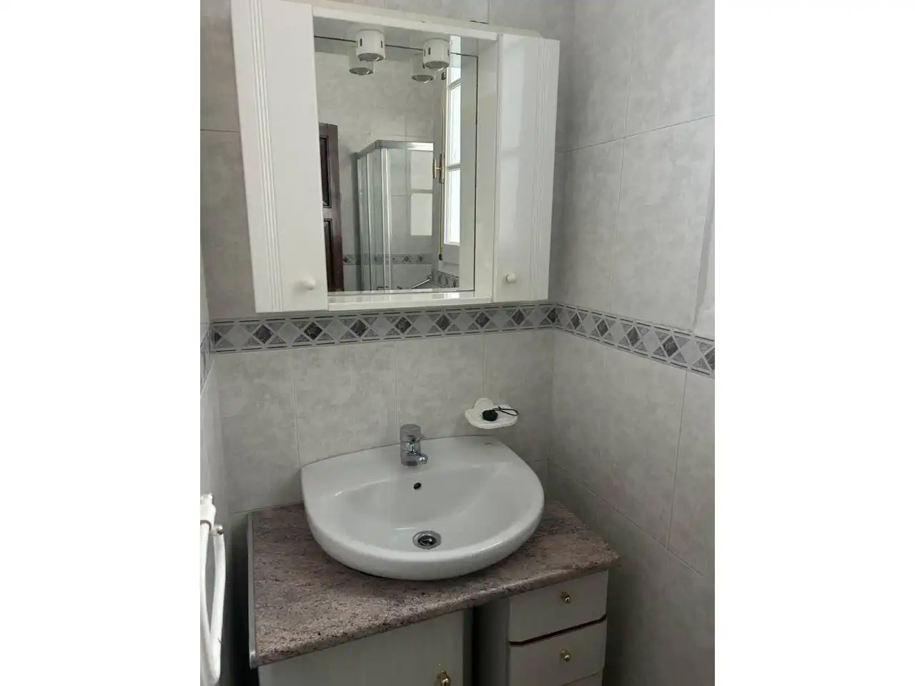 Bathroom of Flat for rent in Valdés - Luarca  with Furnished