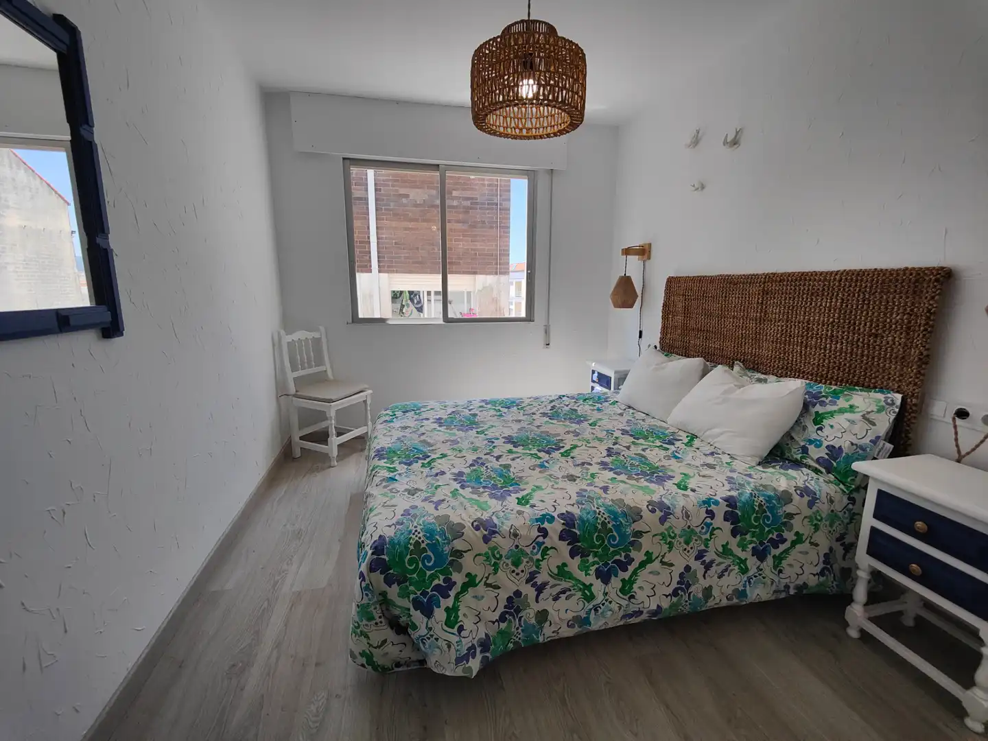 Bedroom of Flat for sale in Rianxo  with Parquet flooring, Furnished and Oven
