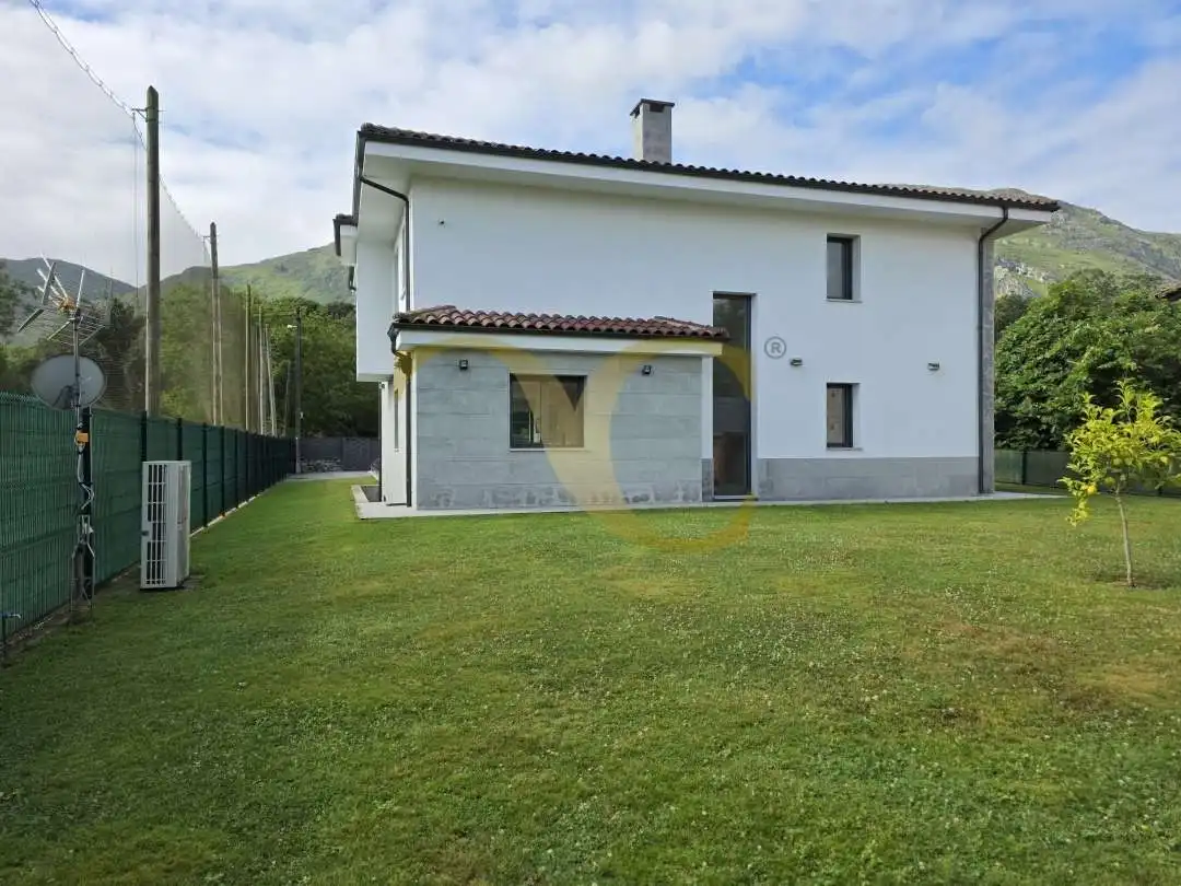Jardín de Casa o chalet en venta en Llanes con Calefacción, Jardín privado y Terraza