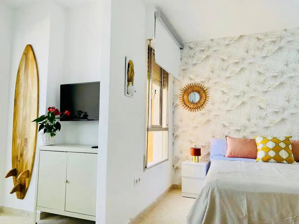 Habitación de Estudio en venta en Torrox con Terraza, Piscina y Piscina comunitaria