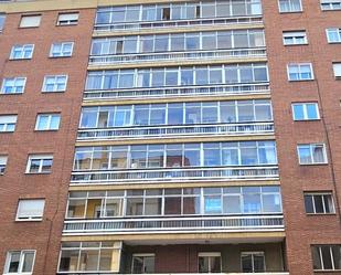 Exterior view of Flat for sale in León Capital   with Heating and Terrace