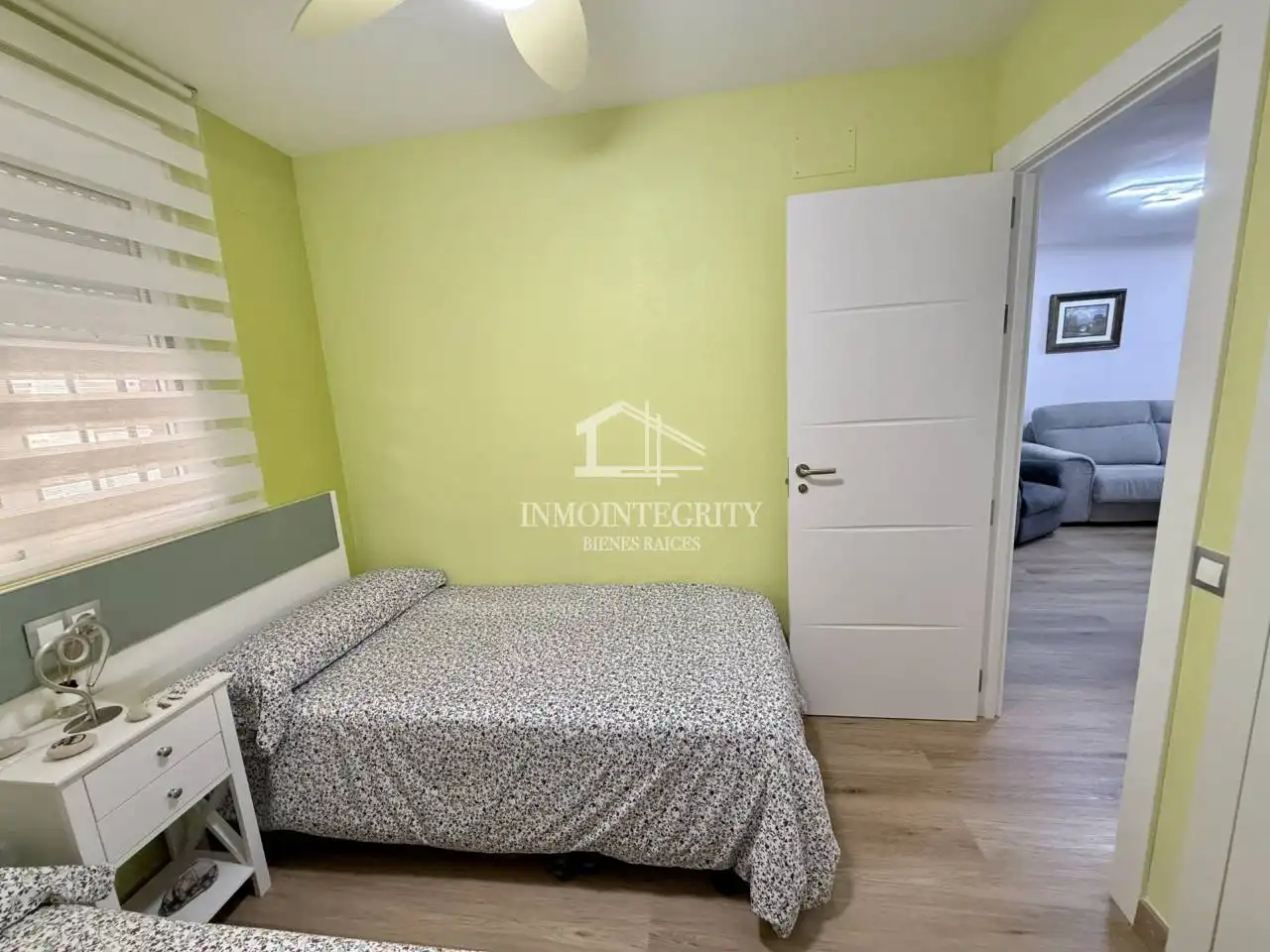 Bedroom of Apartments for sale in Oropesa del Mar / Orpesa  with Air Conditioner, Terrace and Furnished