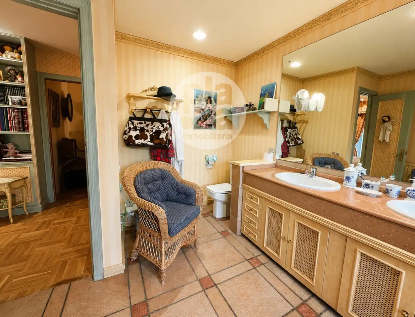 Badezimmer von Maisonette zum Verkauf in Burgos mit Heizung, Terrasse und Abstellraum