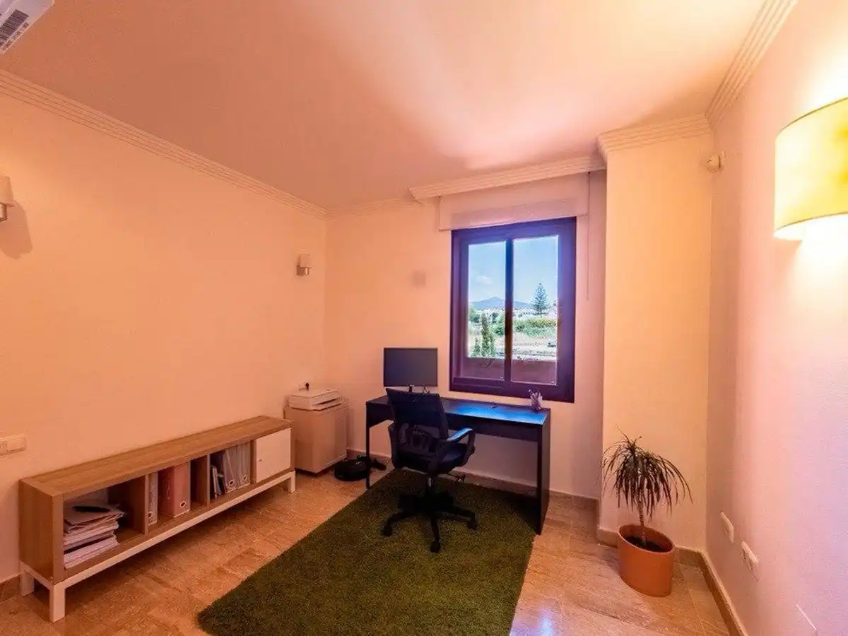 Apartament amb piscina en venda a Selwo, imagen 7