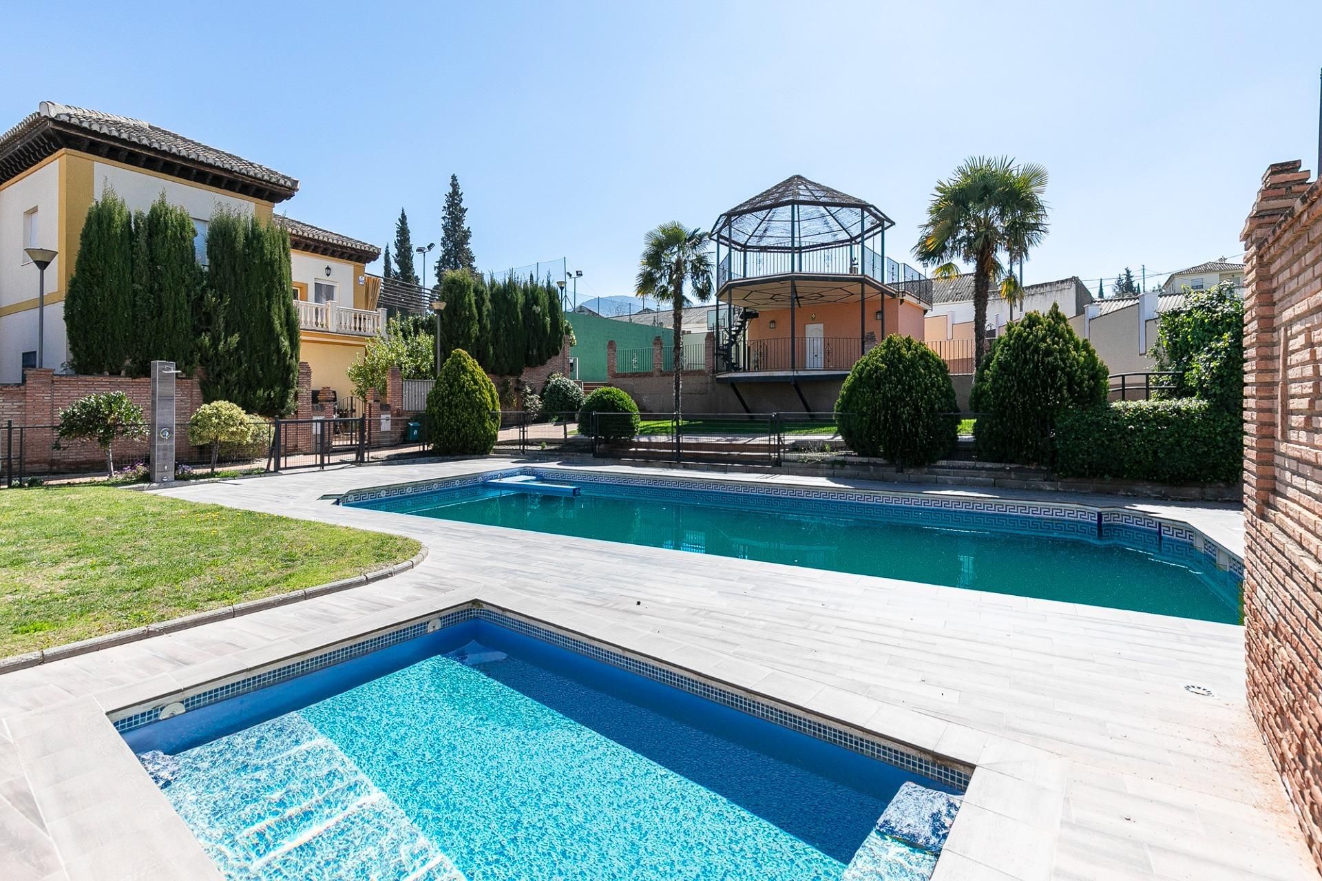 Swimming pool of House or chalet for sale in La Zubia  with Heating, Private garden and Terrace