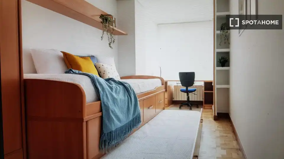 Room in Los Castros