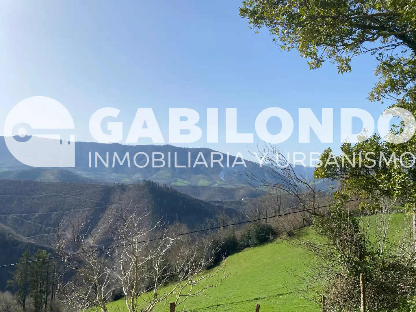 Casa adosada en venta en Elgoibar con Jardín privado, Trastero y Horno