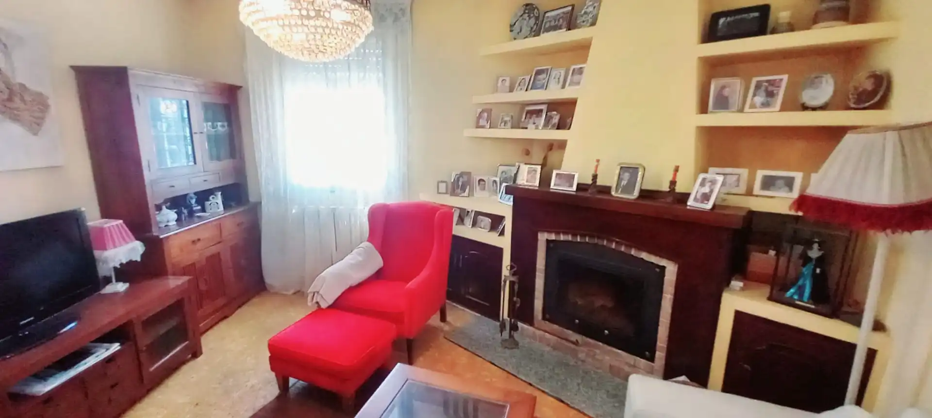 Sala d'estar de Casa o xalet en venda en Vilagarcía de Arousa amb Calefacció, Terrassa i Traster