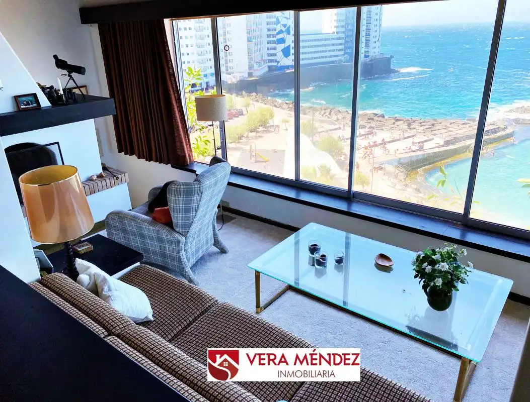 Sala d'estar de Casa o xalet en venda en Tacoronte amb Jardí privat i Piscina
