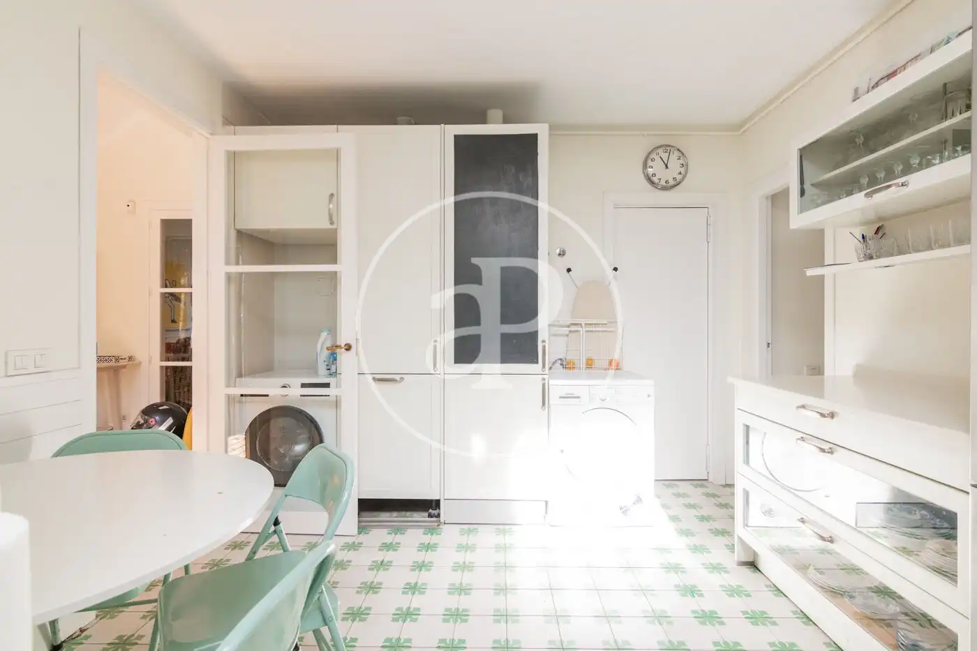 Cuina de Casa o xalet de lloguer en Madrid amb Aire condicionat, Calefacció i Jardí privat