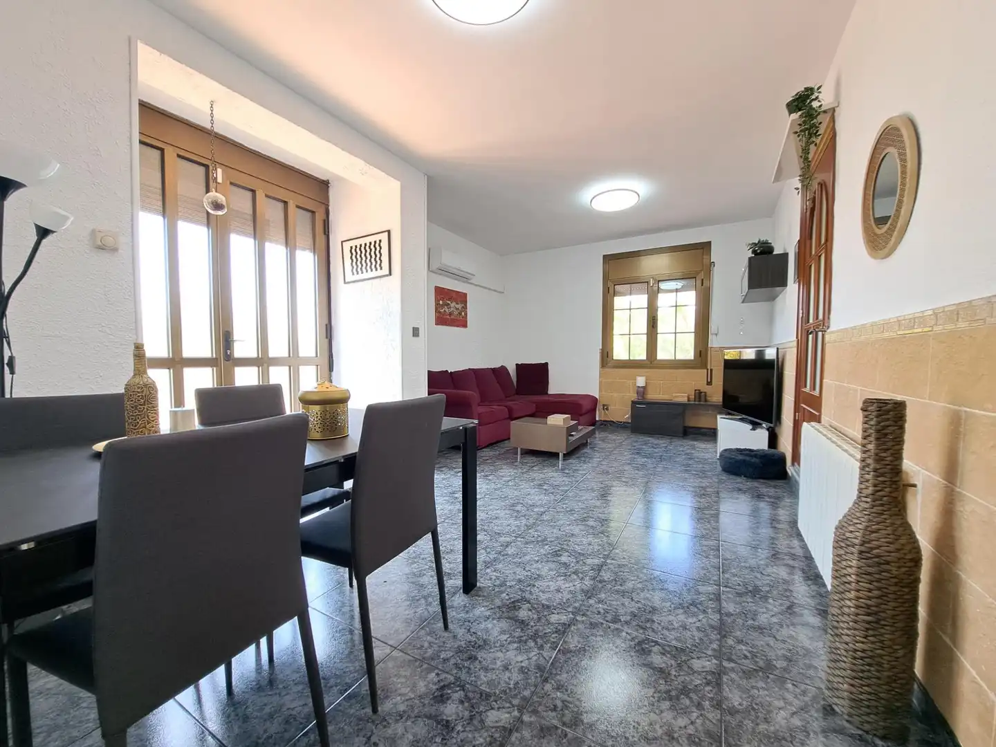 Sala d'estar de Casa o xalet en venda en Castellví de Rosanes amb Calefacció