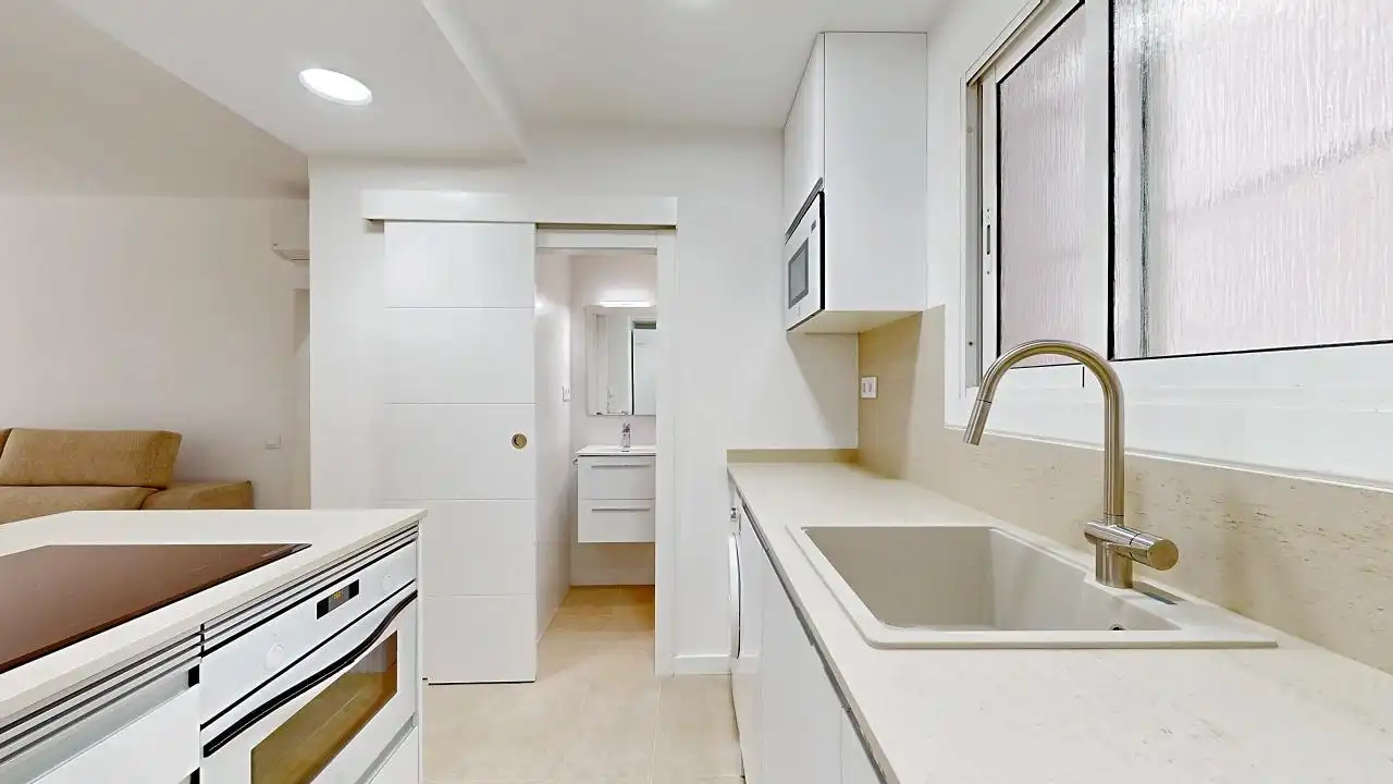 Flat with terrace for sale in Calle BAC DE RODA, imagen 20