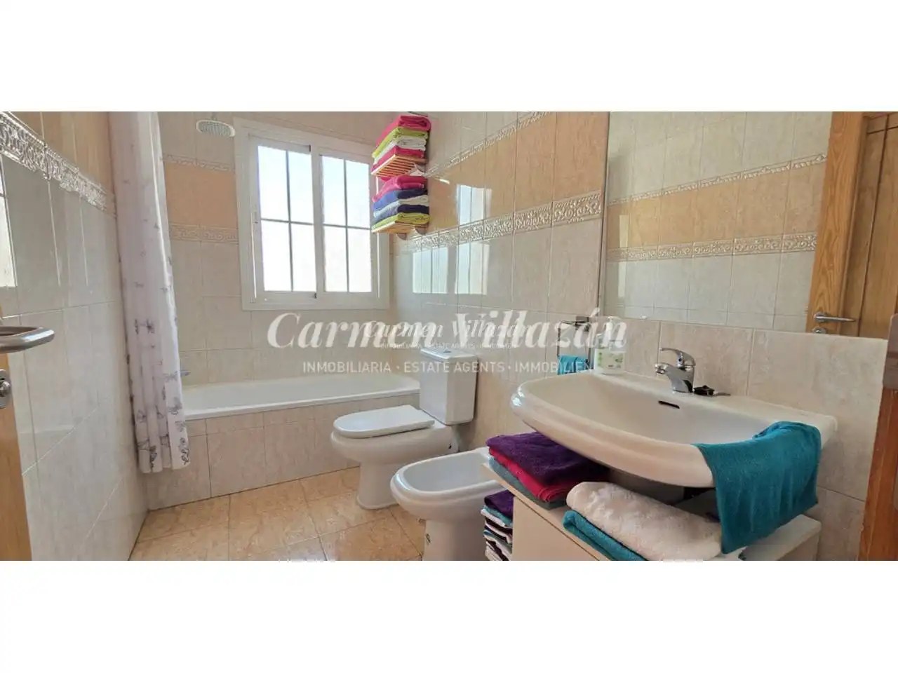 Baño de Apartamento en venta en Antigua con Amueblado, Balcón y Piscina comunitaria