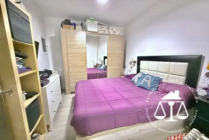 Dormitori de Casa adosada en venda en Sabadell amb Aire condicionat, Calefacció i Terrassa