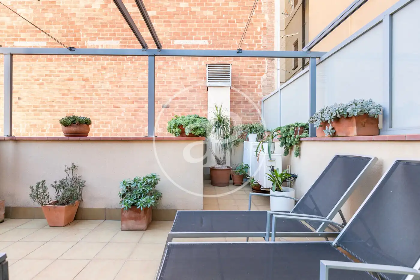 Casa adosada en venta en Passatge de Puigmadrona, El Camp de l'Arpa del Clot