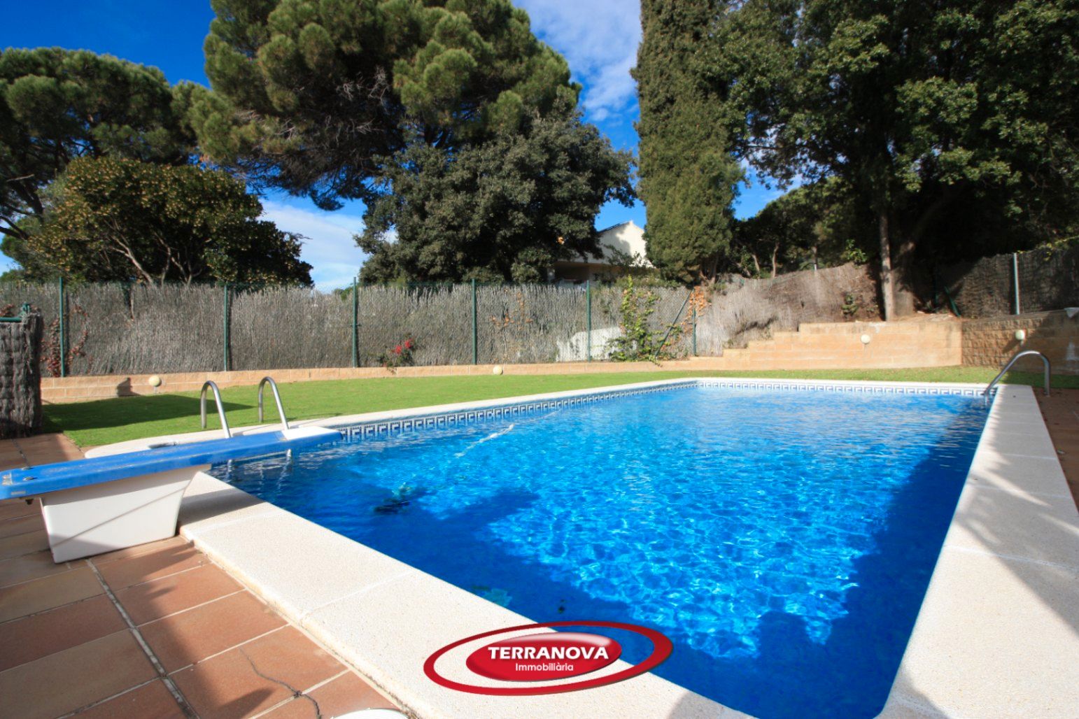 Piscina de Casa o xalet en venda en L'Ametlla del Vallès amb Aire condicionat, Calefacció i Jardí privat