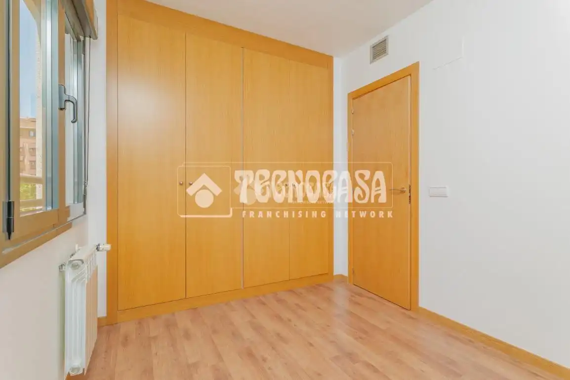 Dormitori de Pis en venda en Tres Cantos amb Aire condicionat, Calefacció i Terrassa