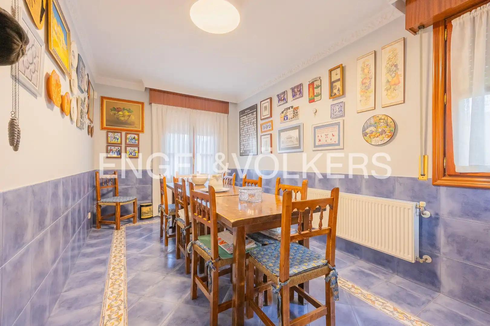 Comedor de Casa o chalet en venta en Loiu con Calefacción, Jardín privado y Trastero
