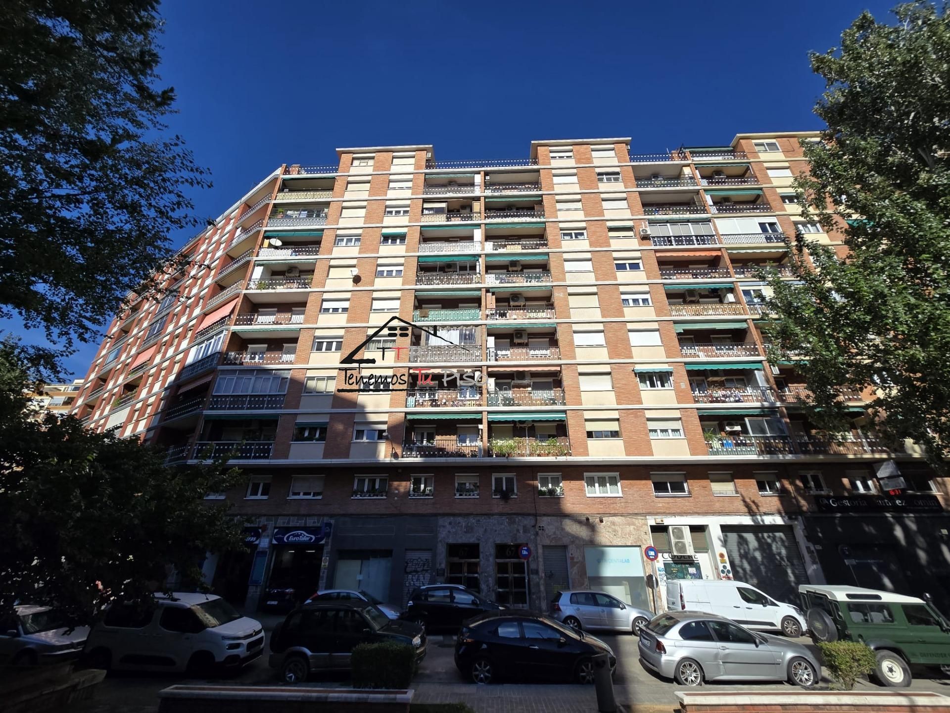 Exterior view of Flat for sale in  Zaragoza Capital  with Heating, Parquet flooring and Terrace