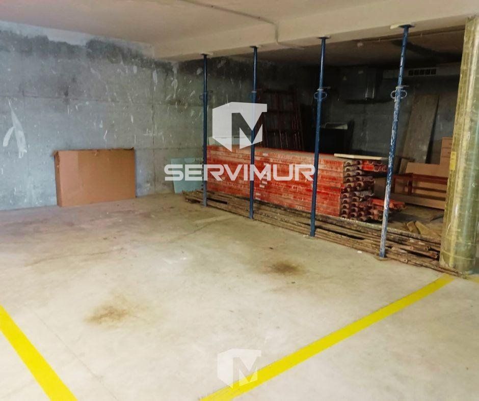 Garatge en venda a Indústria, Seva