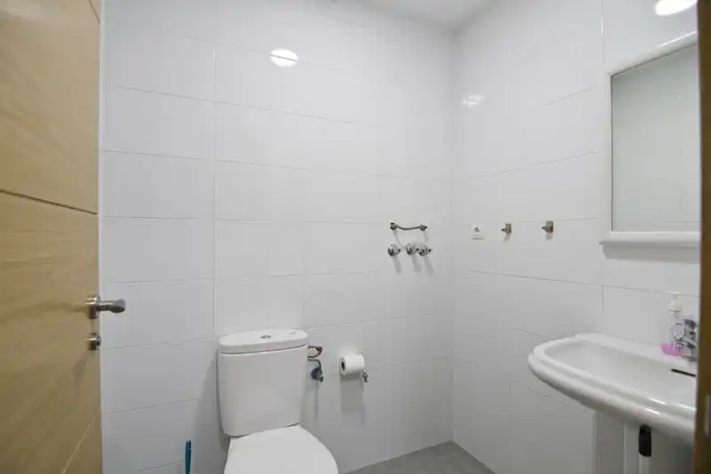 Bany de Local en venda en Motril amb Aire condicionat