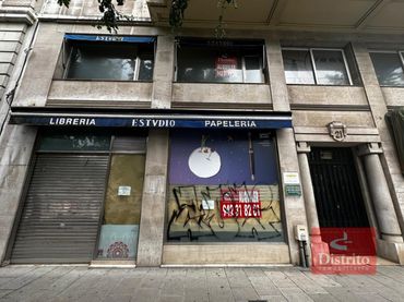 Locale commerciale in affitto a Santander - Calvo Sotelo