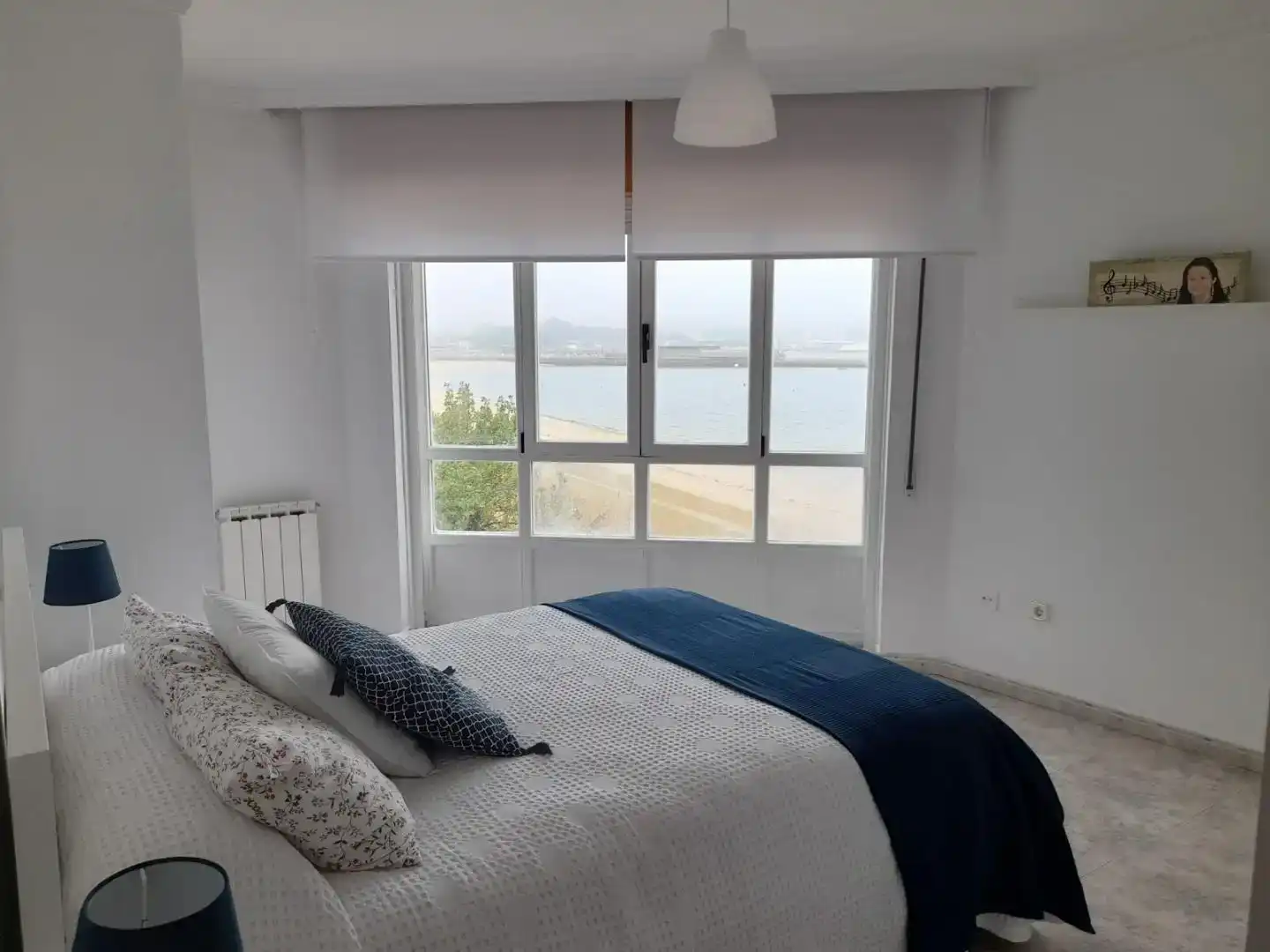Schlafzimmer von Wohnung zur Miete in Vilagarcía de Arousa mit Möbliert und Balkon