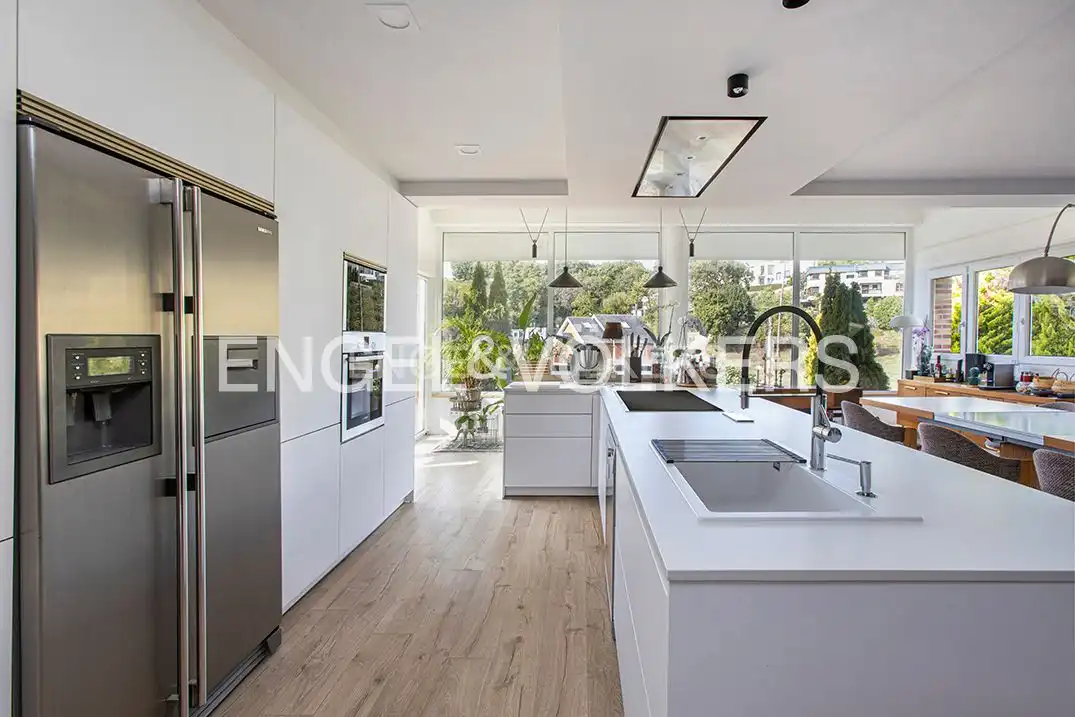 Cocina de Casa o chalet en venta en Gijón  con Calefacción, Jardín privado y Terraza