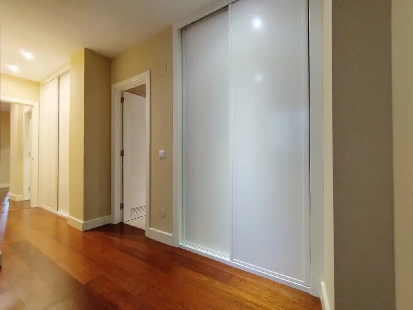 Piso en venta en Oviedo  con Calefacción