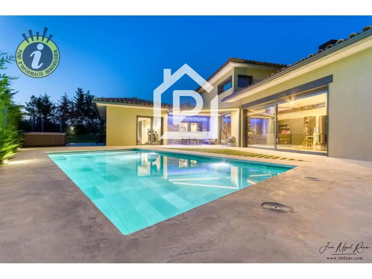 Villa avec piscine à vendre à Mas Frigol