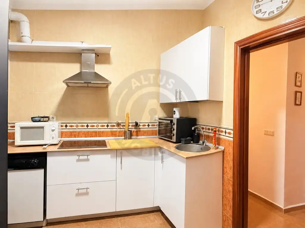 Kitchen of Flat for rent in Cáceres  with Air Conditioner and Furnished