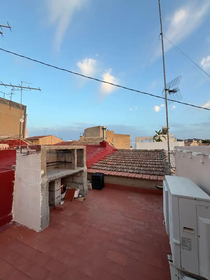 Vista exterior de Casa o xalet en venda en Monóvar  / Monòver amb Calefacció, Terrassa i Moblat