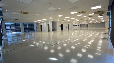 Edificio representativo en Parque empresarial PISA, bajo más 1 planta y sótano, immagine 2