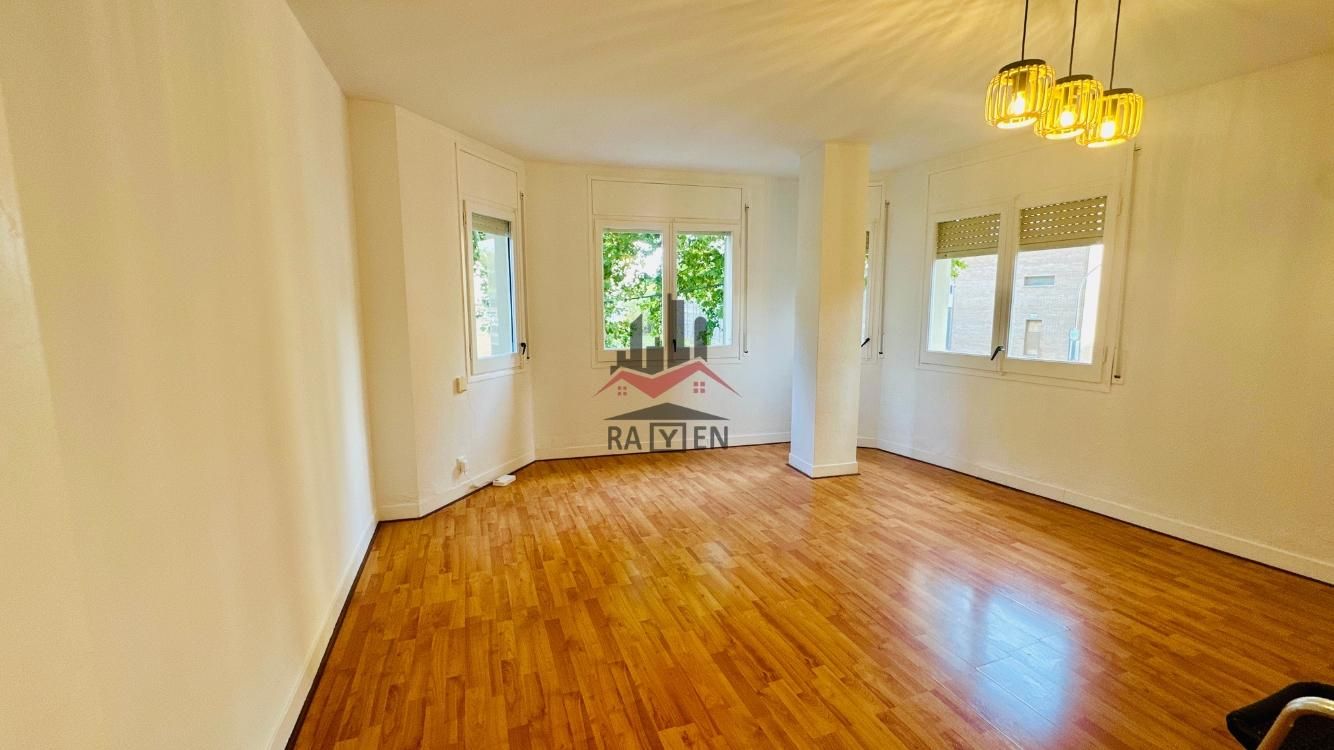 Piso en venta en Santa Llogaia, Creu de la Mà