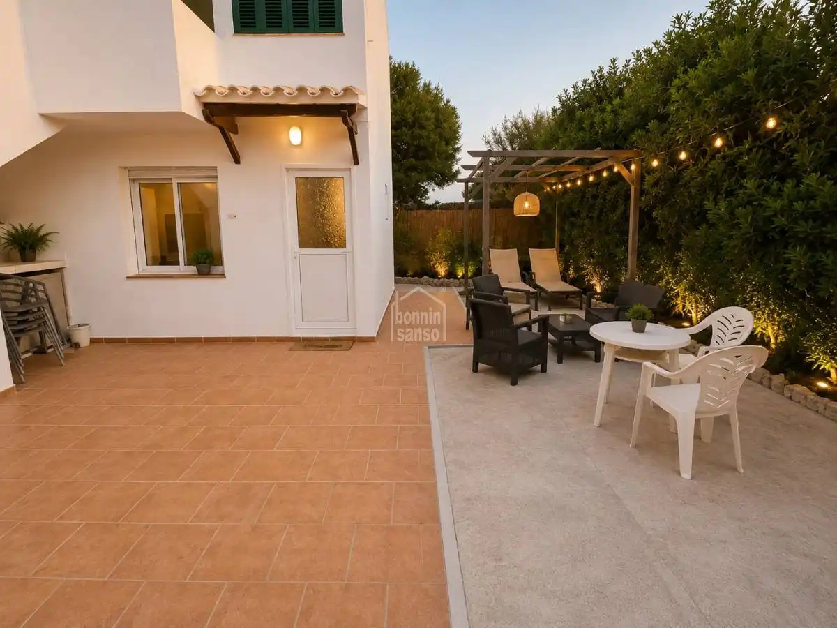 Terrassa de Apartament en venda en Sant Lluís amb Jardí privat, Terrassa i Moblat
