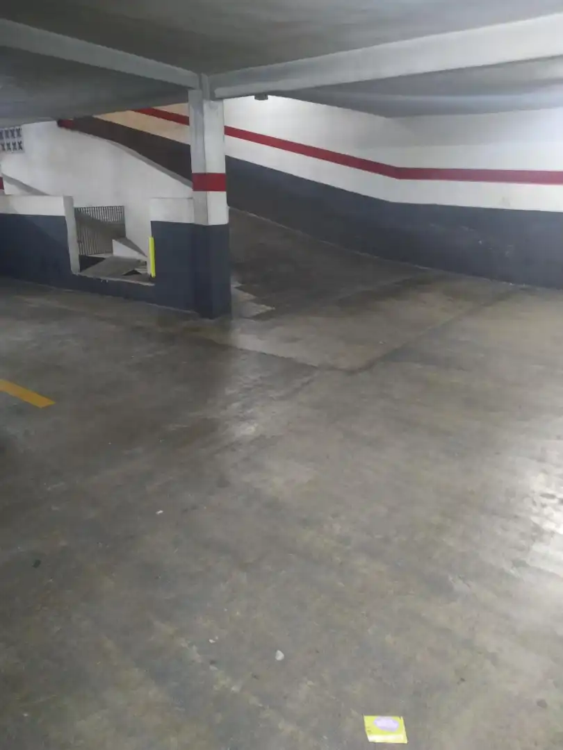 Aparcament de Garatge de lloguer en Valencia amb Alarma